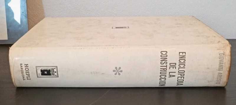 Enciclopedia de la construccion - 1969  (Espanola). Giovanni Arosio.