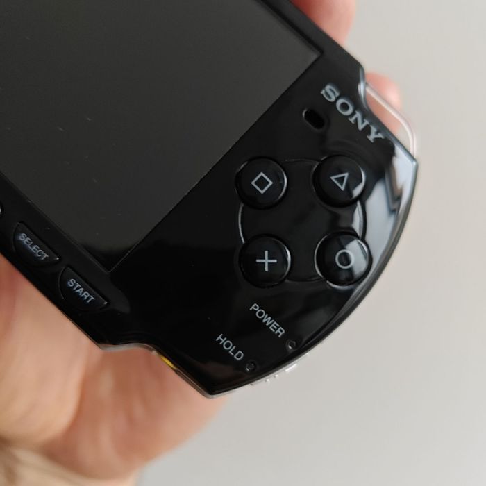 Sony PSP2000 Piano Black