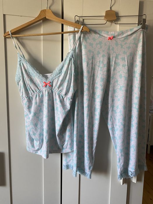 Pizama dwuczęściowa spodnie i top wygodna piżama romantyczna