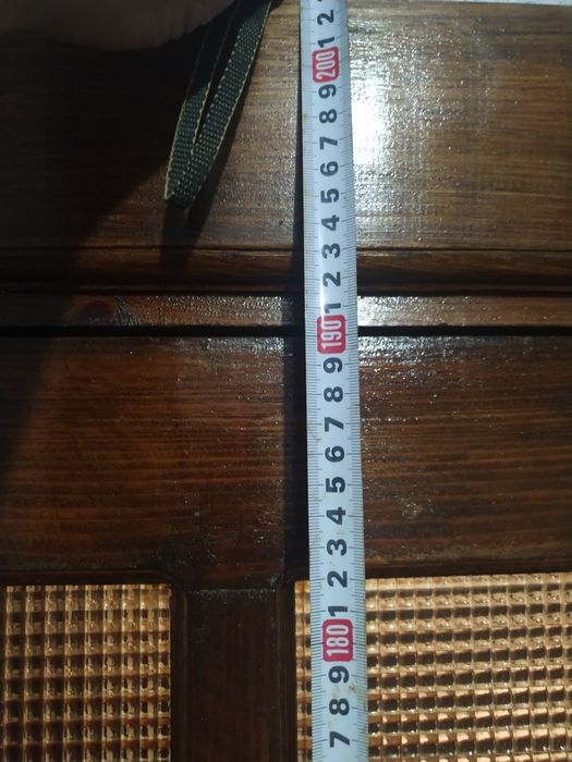 Двері міжкімнатні з коробкою та лиштвою . .