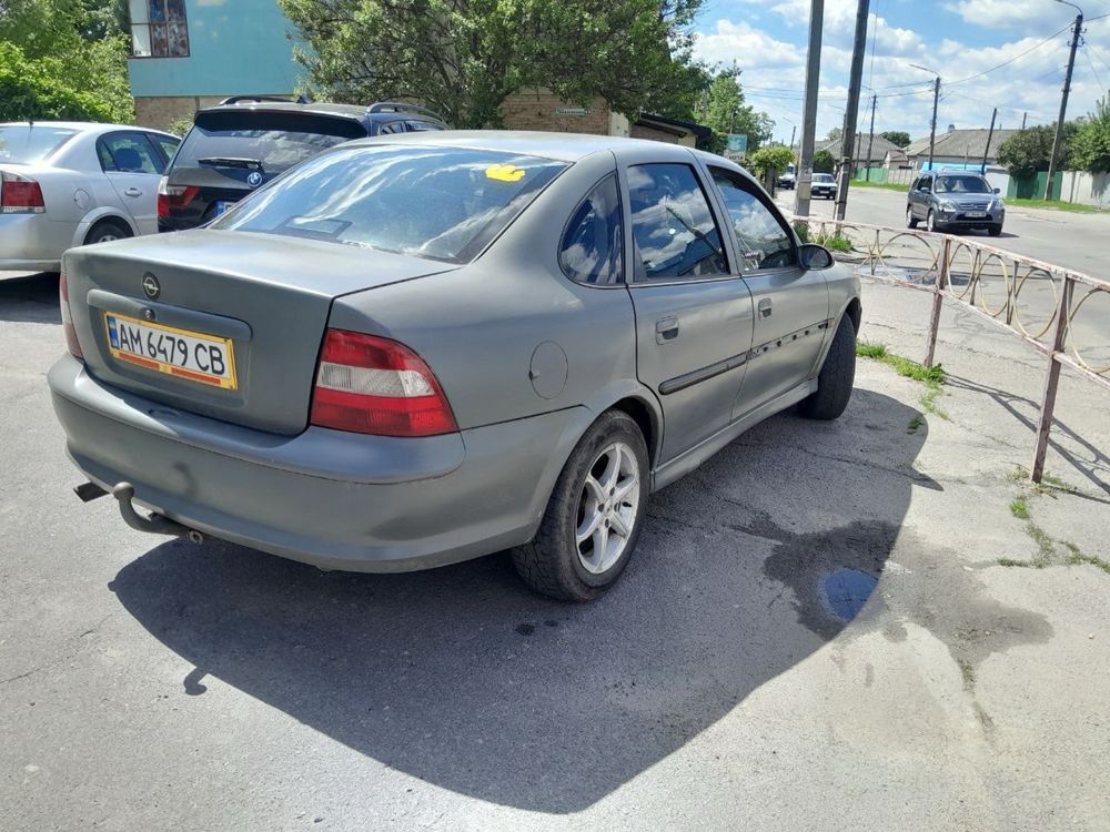 Опель вектра b 1,6