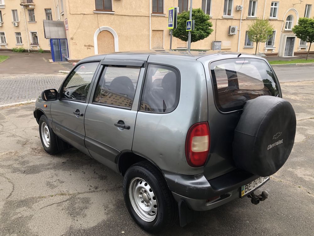 Chevrolet Niva 1.7 газ/бензин