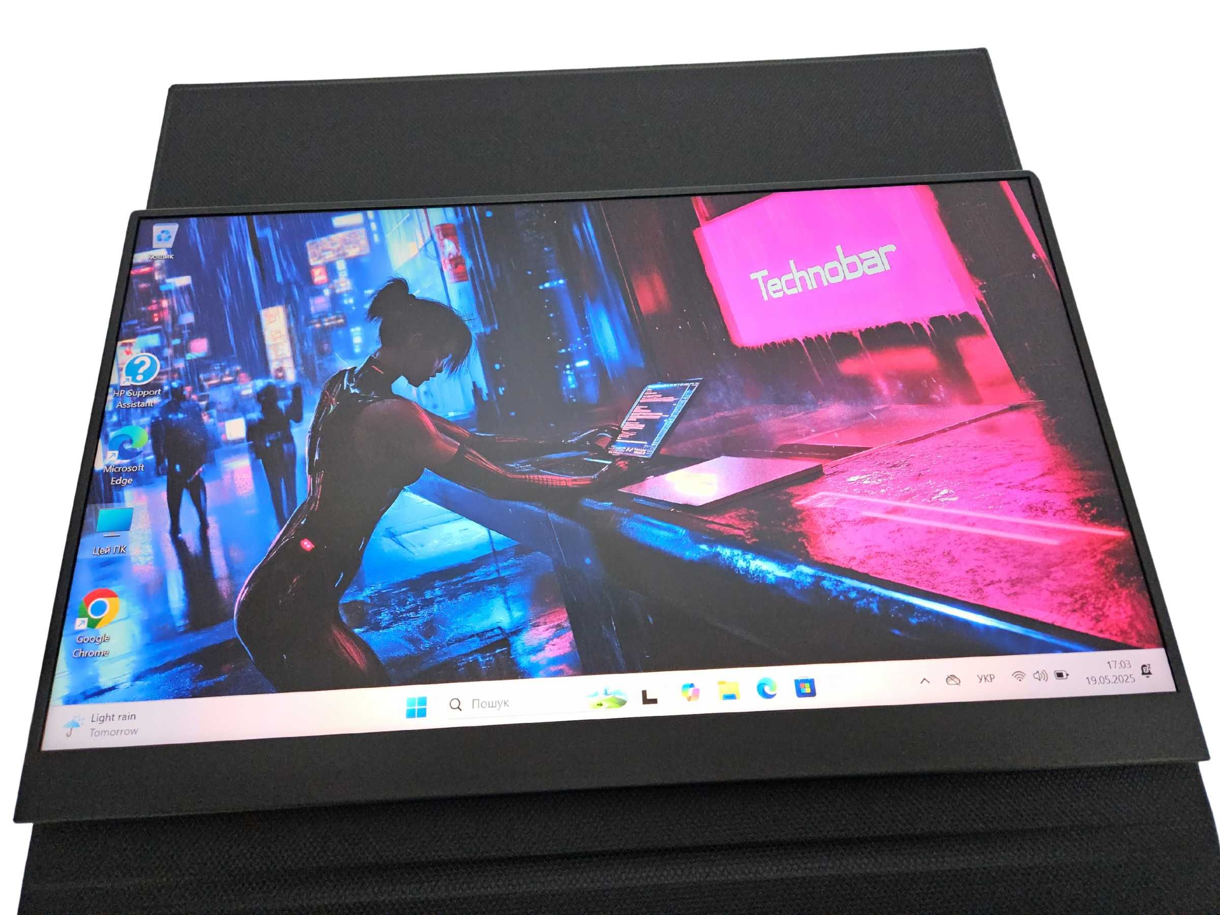 Портативний монітор UPERFECT 17.3 2K|IPS|HDR (Type-C/HDMI)
