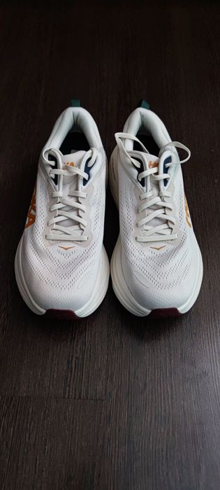 Кросівки Hoka Bondi 8