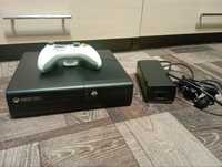 Игровая приставка Xbox 360 E/320GB