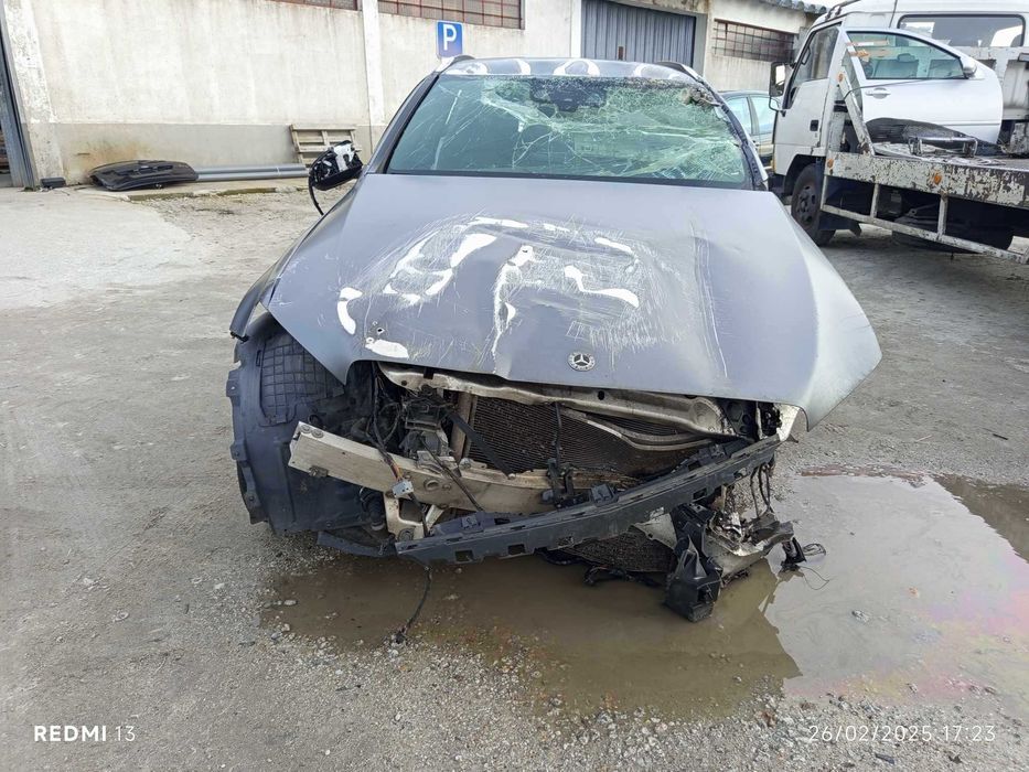Para peças Mercedes-Benz C-Class  T-Model C 220 BlueTEC ano 2020