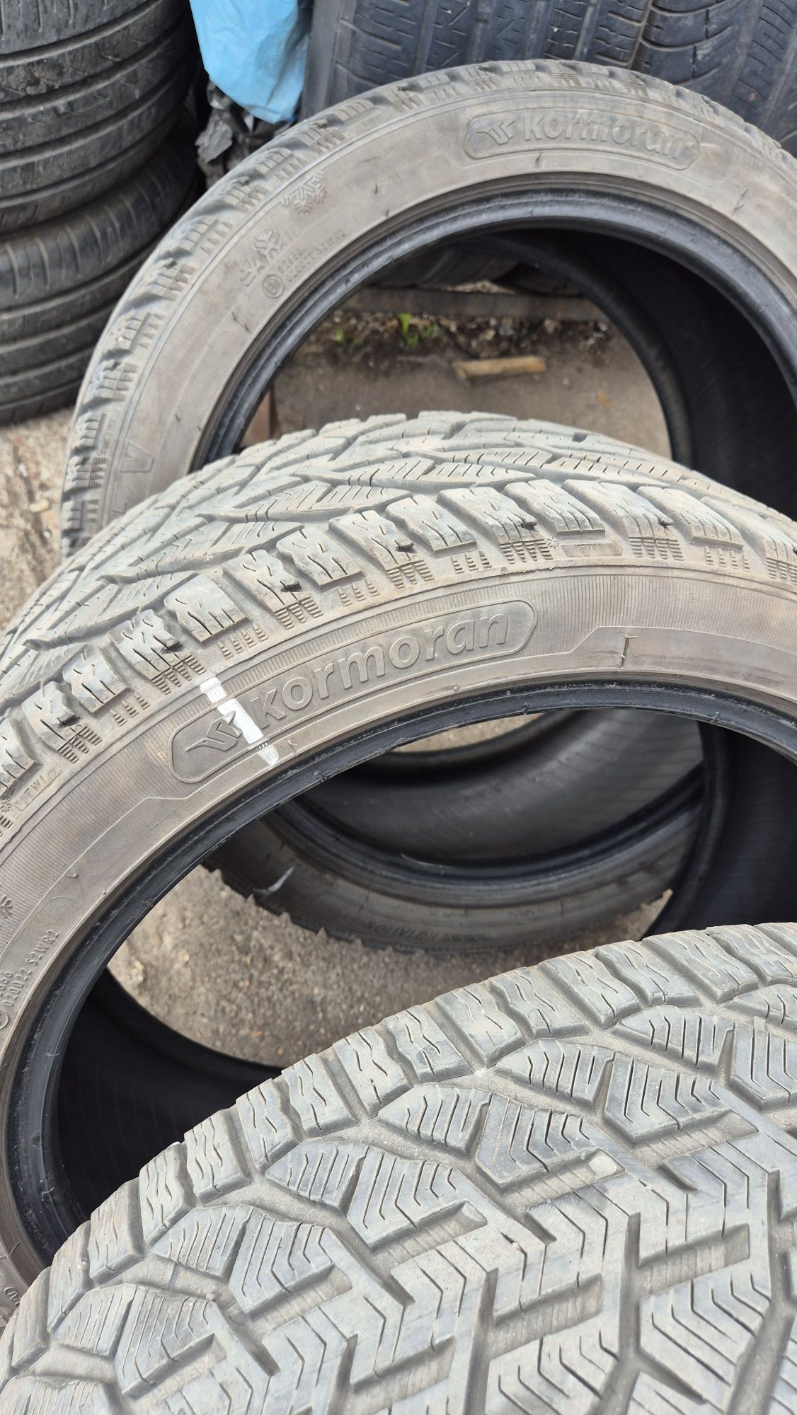 Opony zimowe kormoran 245/40 r18