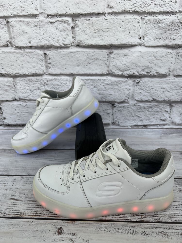 Кросівки skechers energy lights Original 36.5р.23.5 см. Устілка