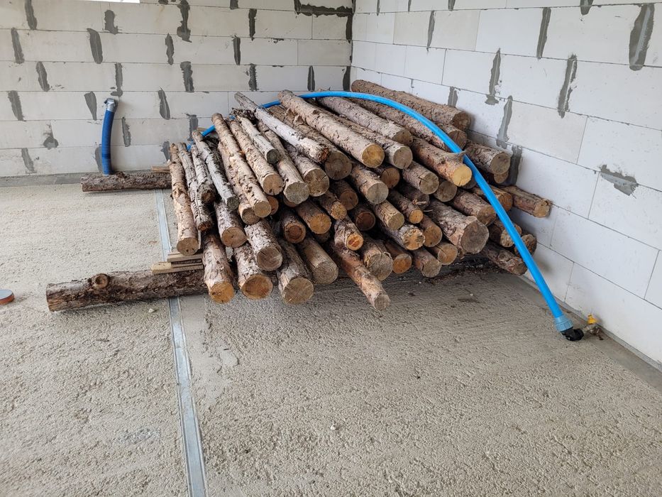 Stemple drewniane 2,5 - 3 m suche