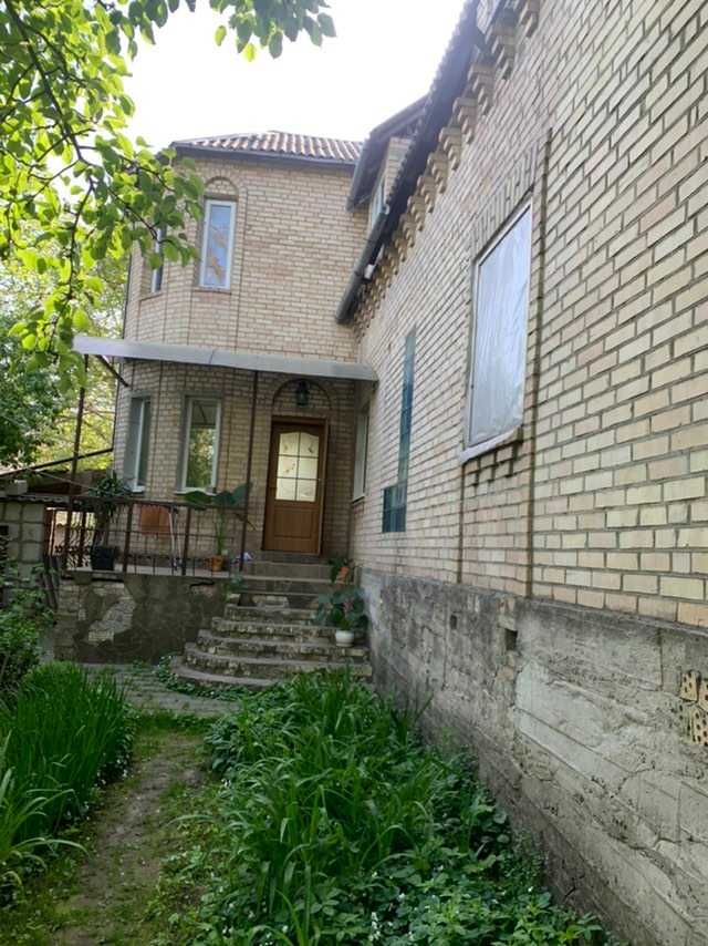 Продаж половини будинку 105 м2 по вулиці Толстого