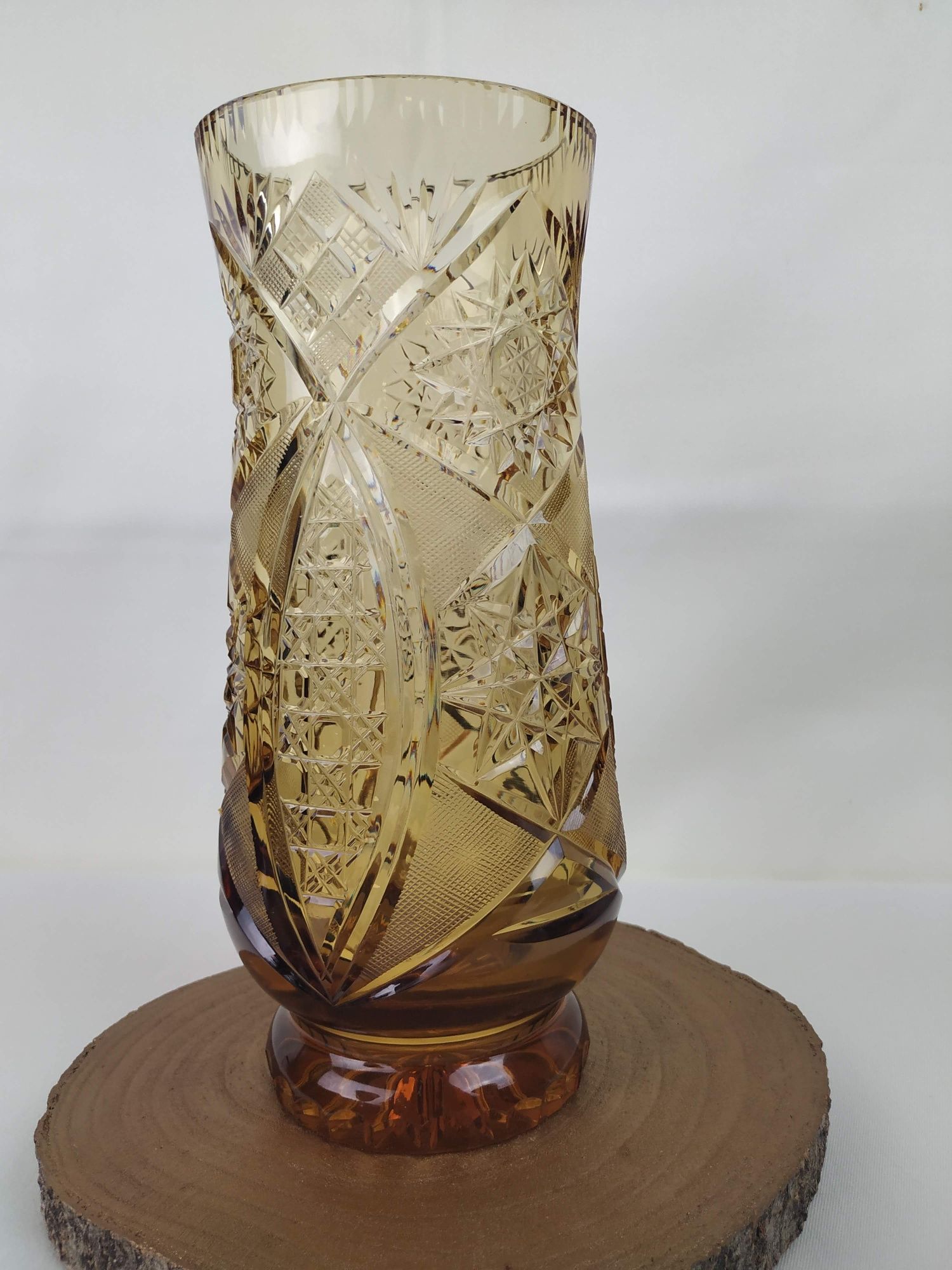 Kryształowy Wazon Amber