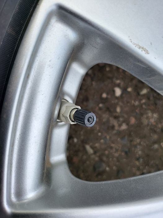 Alufelgi 18 Toyota CHR Rav4 Avensis Yaris Cross Auris 5x114,3 TPMS