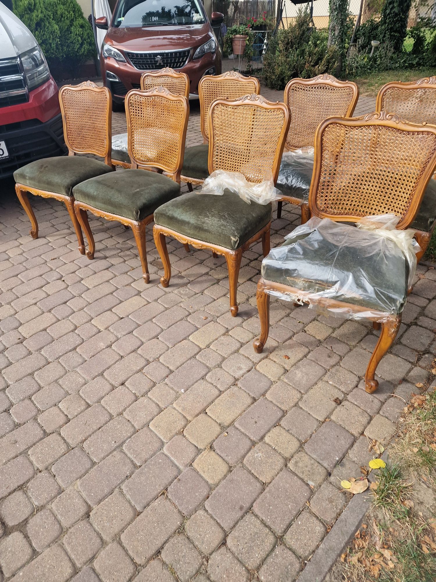 Krzesła antyki do renowacji