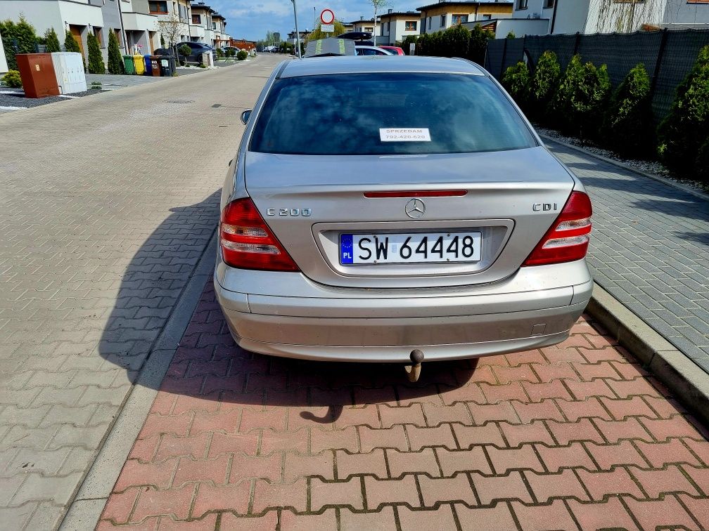 Mercedes c200  2.2 cdi W203 rok 2004