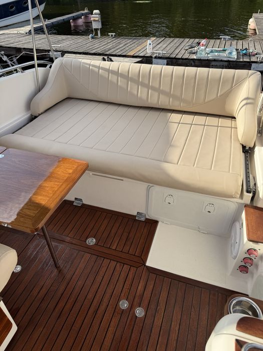 Катер Marex 270 Estremo