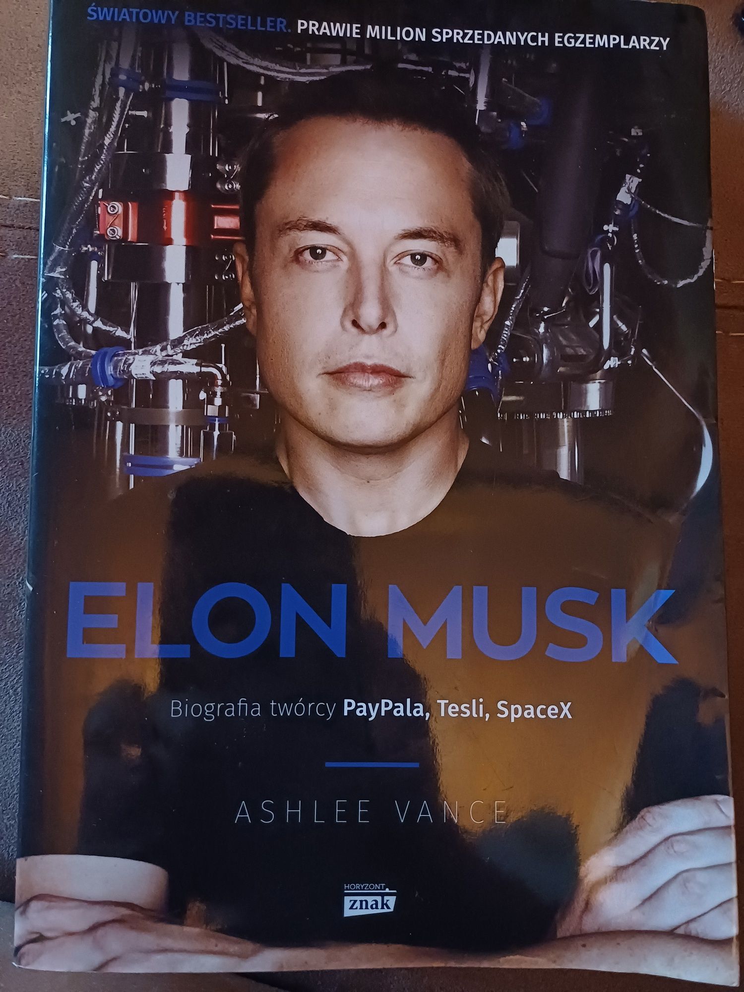 Ashlee Vance. Elon Musk.