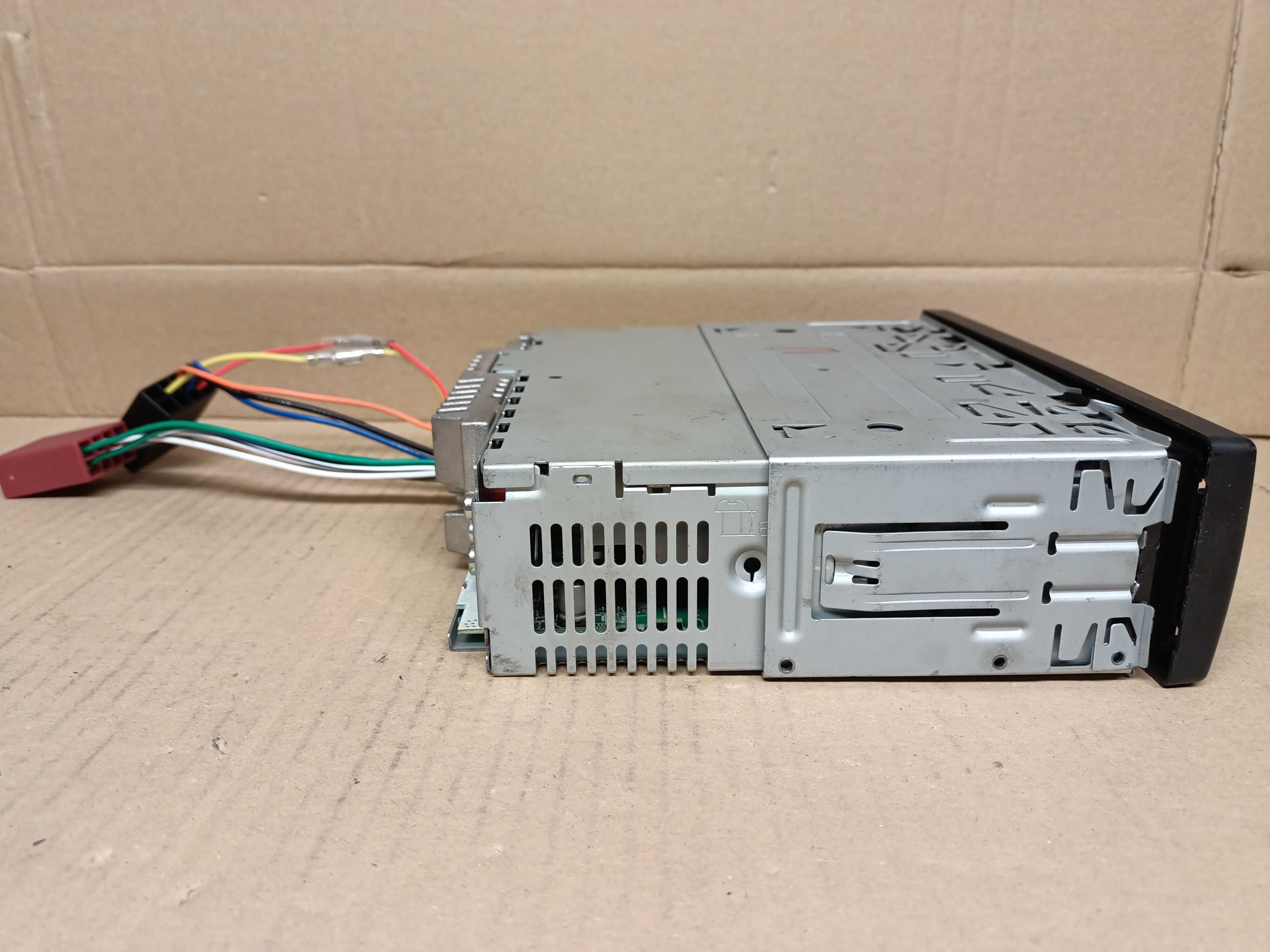 Radio  Pioneer DEH-2200UB CD, USB, AUX, RCA na wzmacniacz