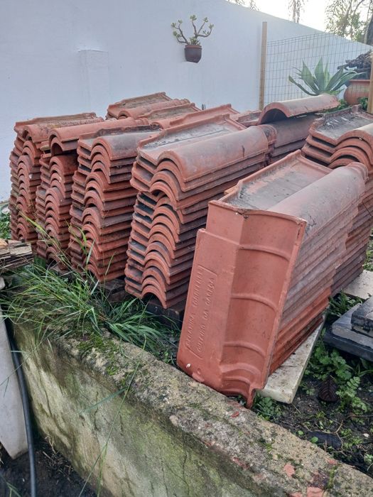 Telha Lusa cerâmica torrense