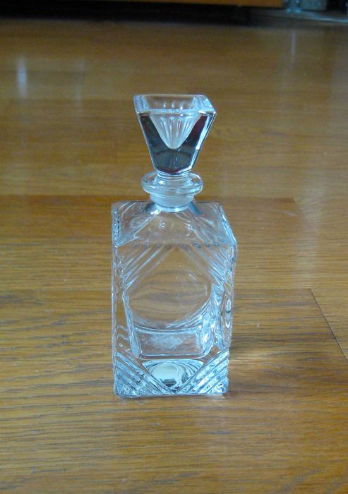 Frasco de Perfume em Cristal
