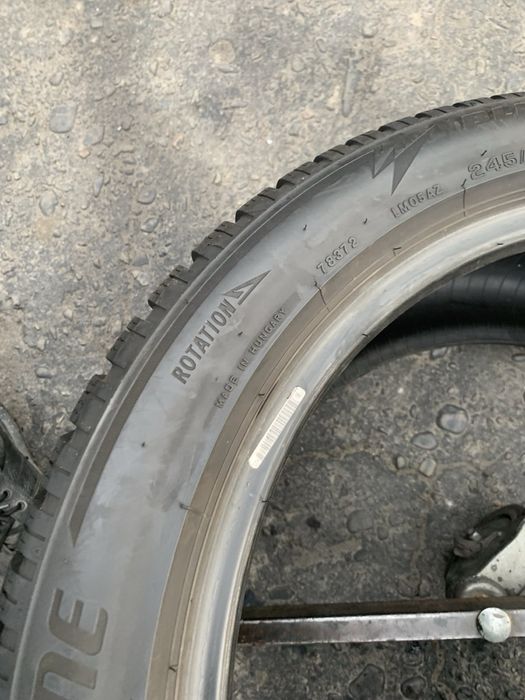 Шини 245/45 R19 Bridgestone  зима 2022 рік 6,5  мм