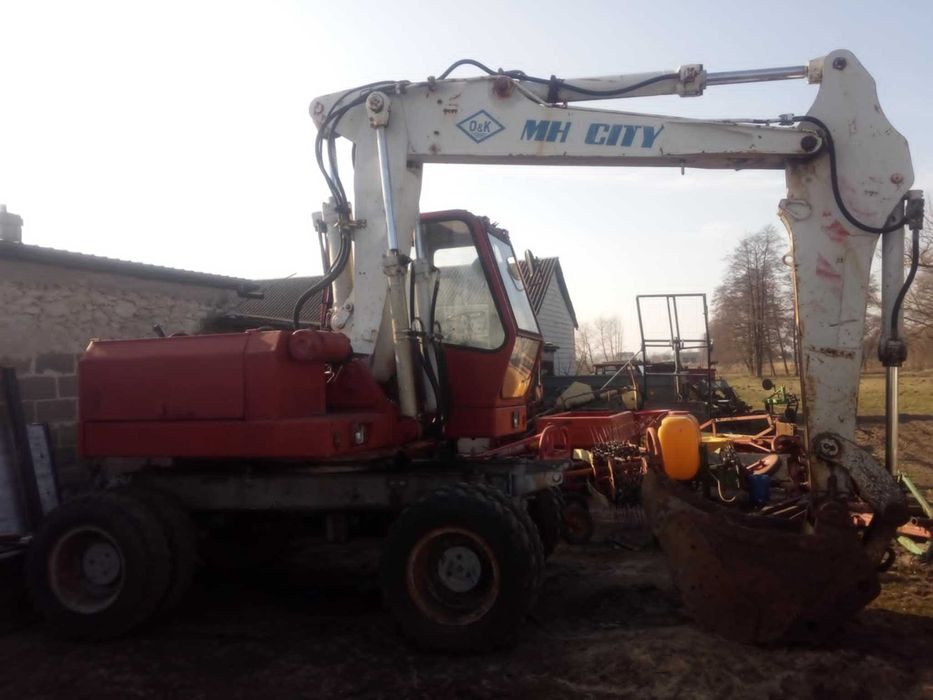 na części koparka ok. obrotówka