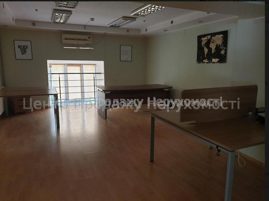 Продам приміщення під салон, офіс і т.д. у центрі Харкова. Комісія 0%