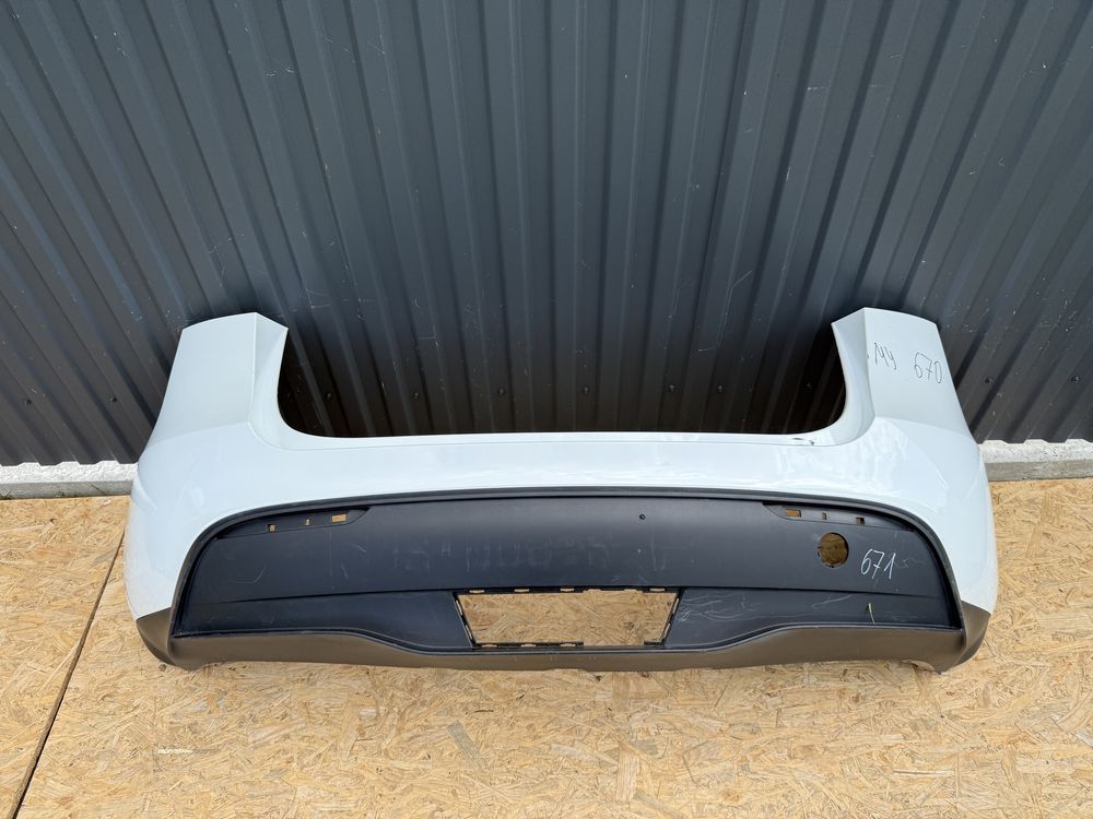 Бампер задний Tesla Y model Y MY зад задній