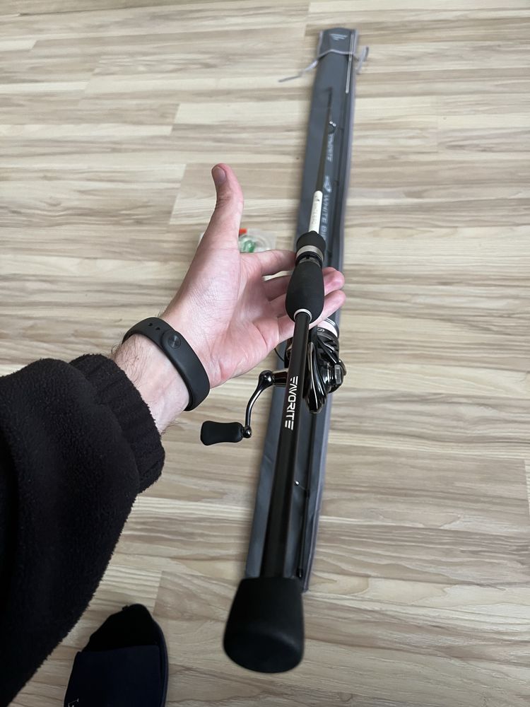 Favoritе White Bird 1.5-7 + Котушка Daiwa 19 Ninja 2000