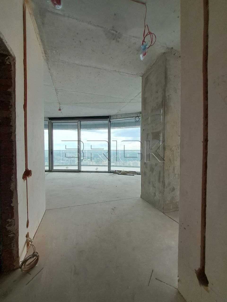 Taryan Towers / 2 ВЕЖА / 3 300 USD м2 / 92м2 / 303 600 USD