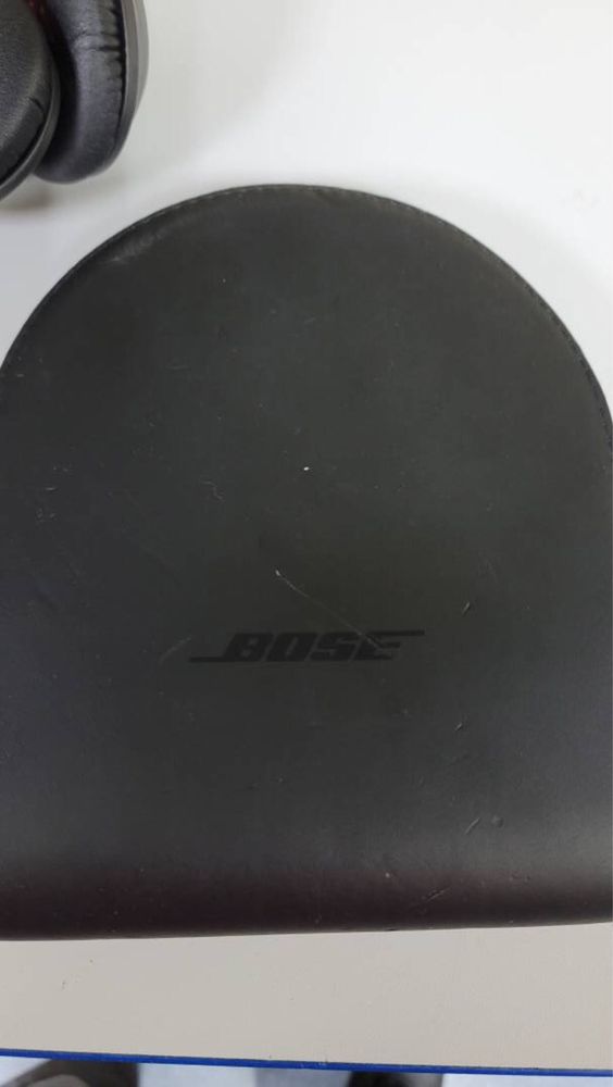 Навушники Bose Soundtrue GLOY9
