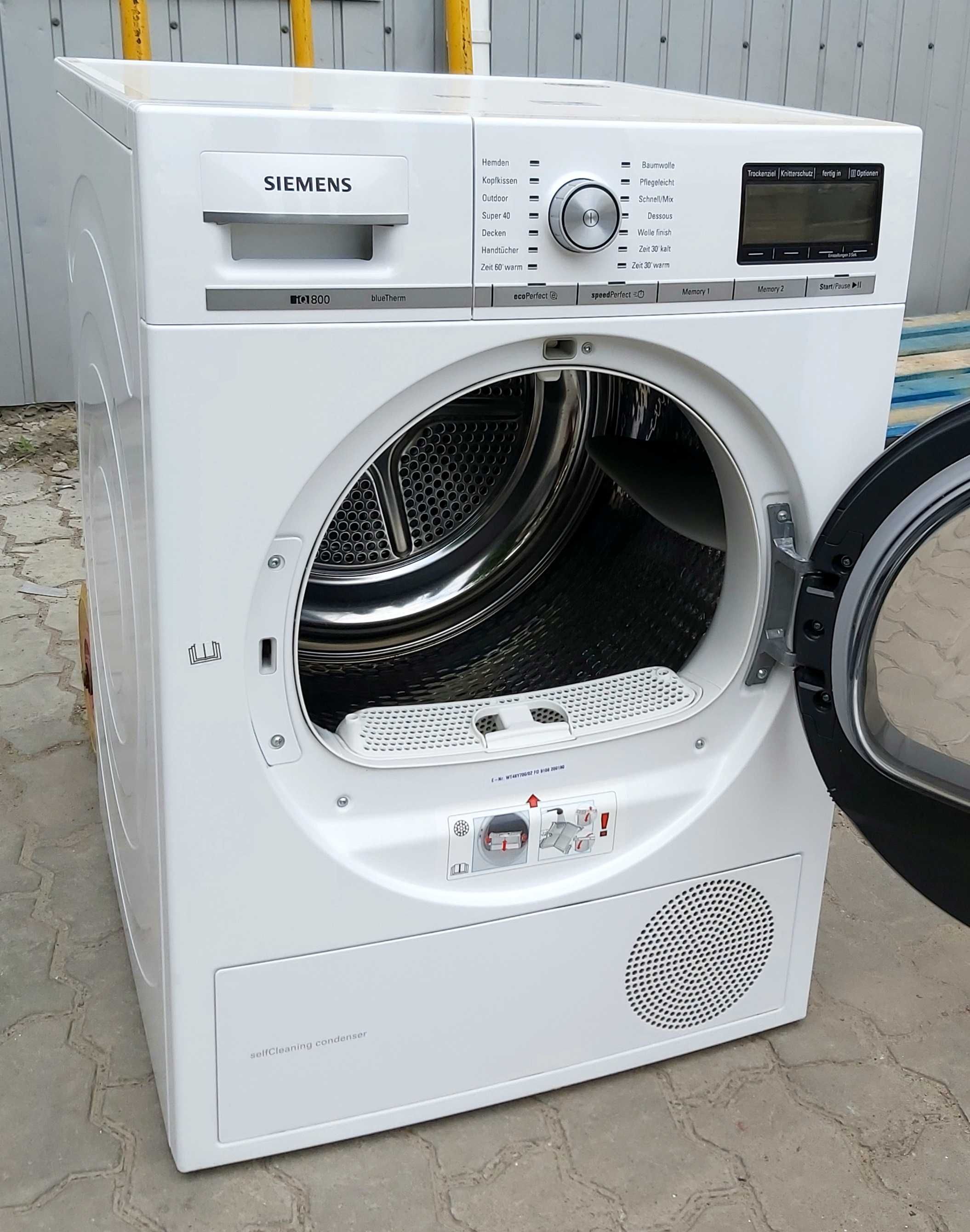 Топовая сушильная машина Siemens iQ800 WT47Y701 iSensoric Premium