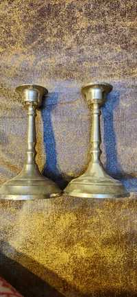 Dwa stare świeczniki wysokość 12 cm średnica podstawy 7 cm