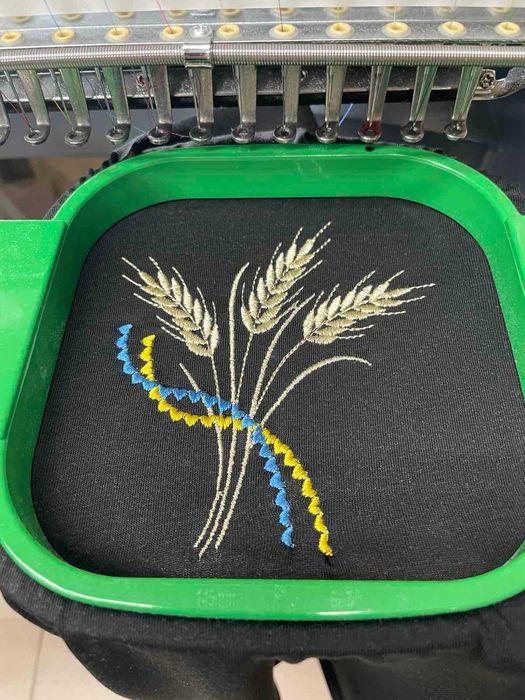 Компьютерная машинная вышивка (крой, готовые изделия, шевроны)