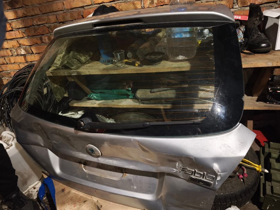 Ляда,кришка багажника, фабія 2,універсал,комбі