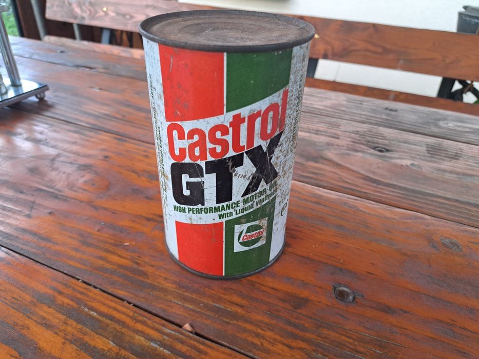 Stara zabytkowa puszka pojemnik castrol gtx 1l