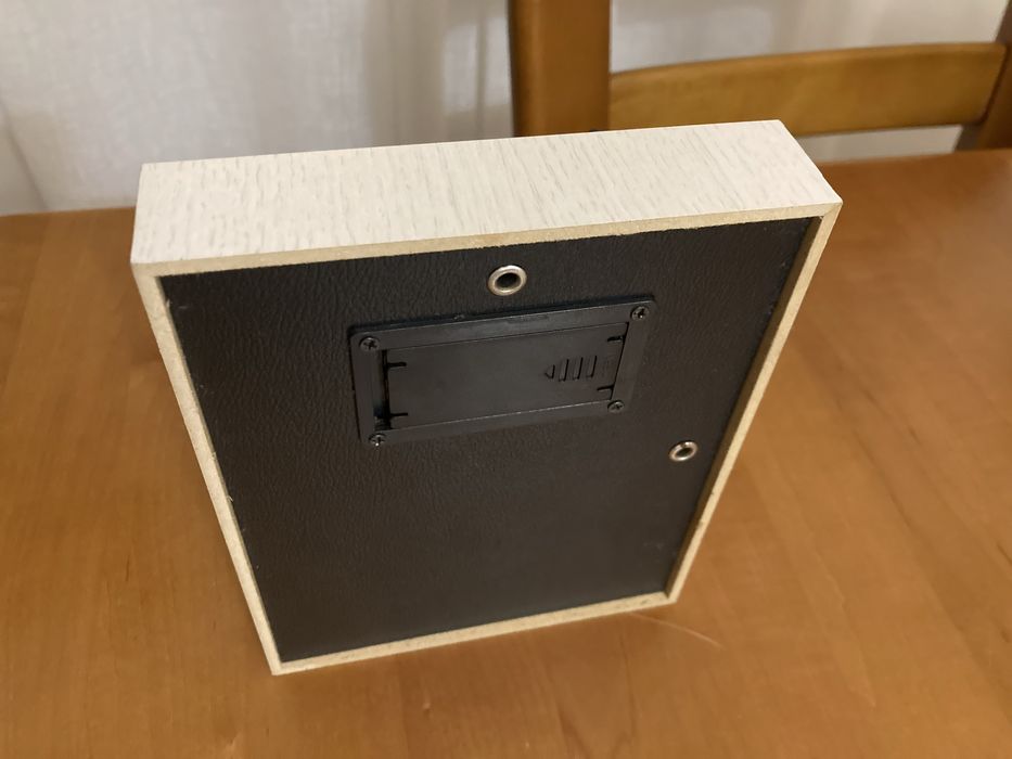 Luz de presença com acabamentos em prata