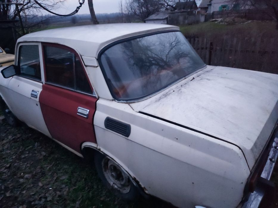 Продам автомобіль Москвич 2140
