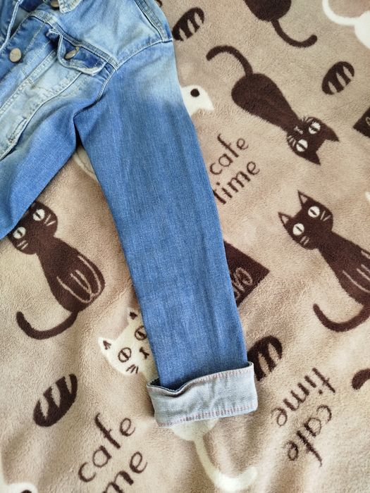 Джинсовий фірмовий С&А піджак джинсовый пиджак на дівчинку 134