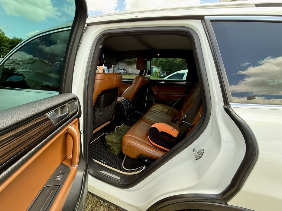 Продаж особистого автомобіля.