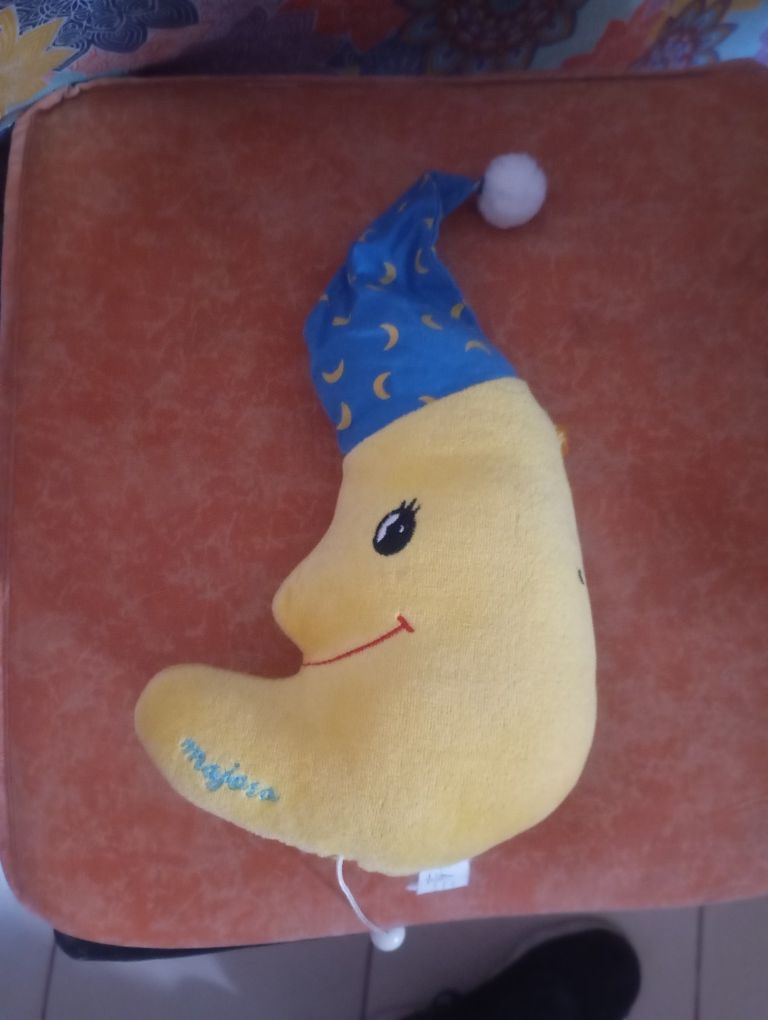 Lua Peluche com musica Majora
