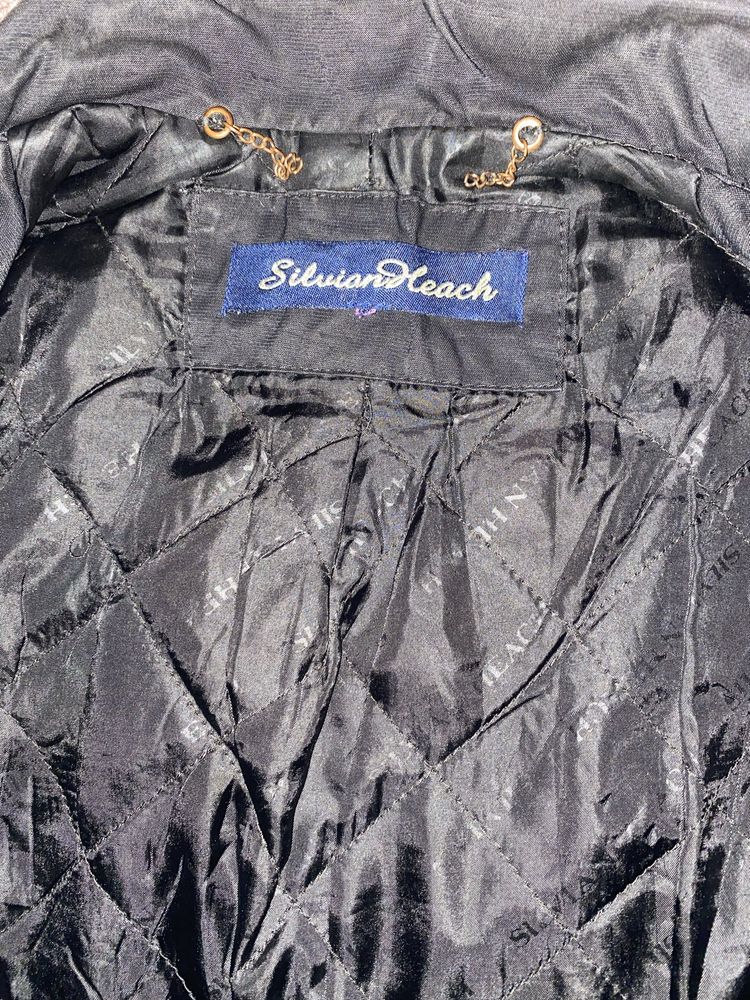 Куртка бренду Silvian Heach