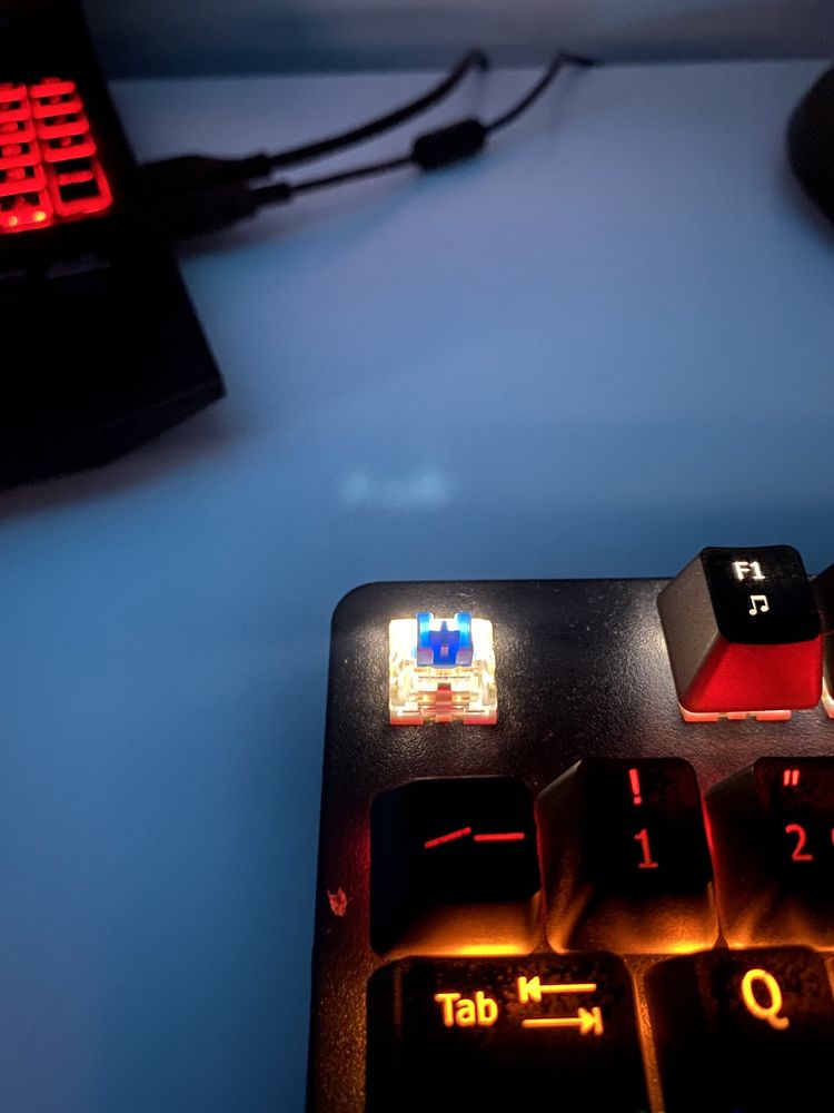 Teclado gamer NPLAY