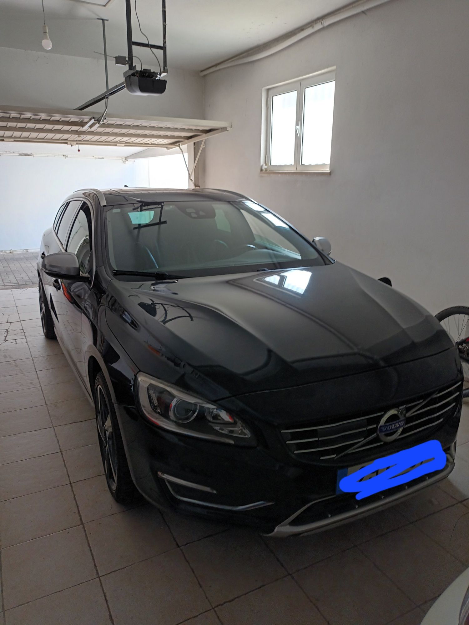 Volvo v60 D6 plugin hibrido