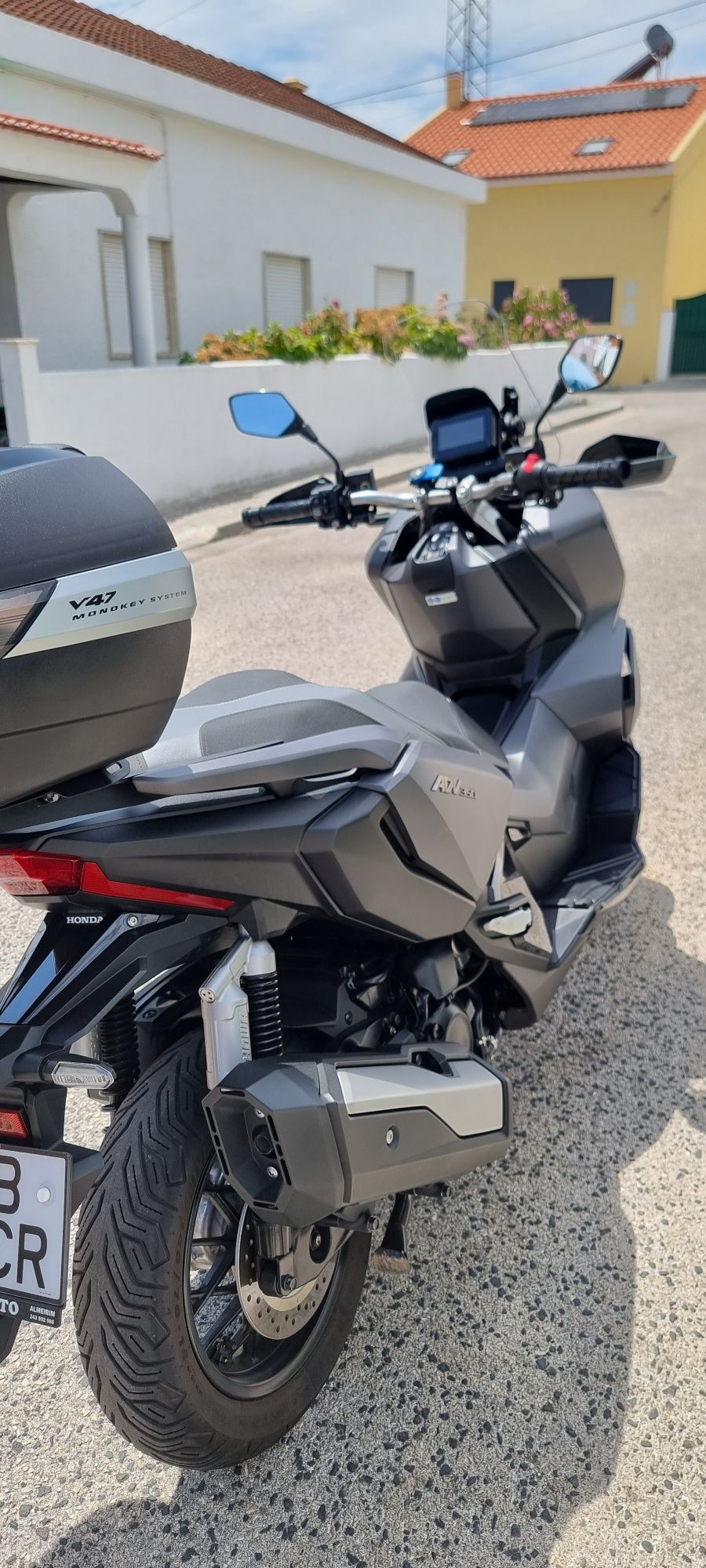 Honda ADV 350 com garantia de fábrica