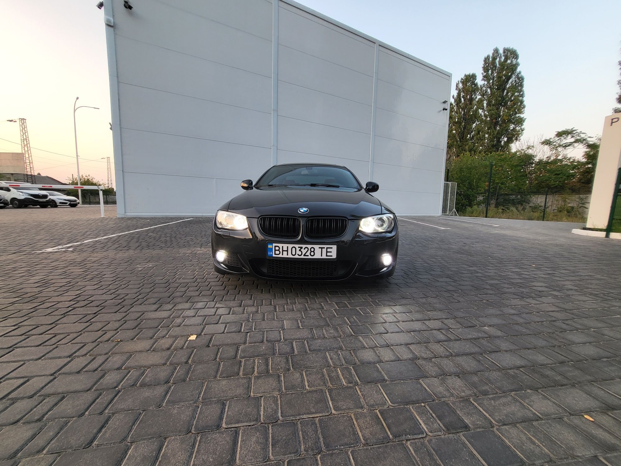 BMW 328 2011 року. М пакет зовні і внутри.