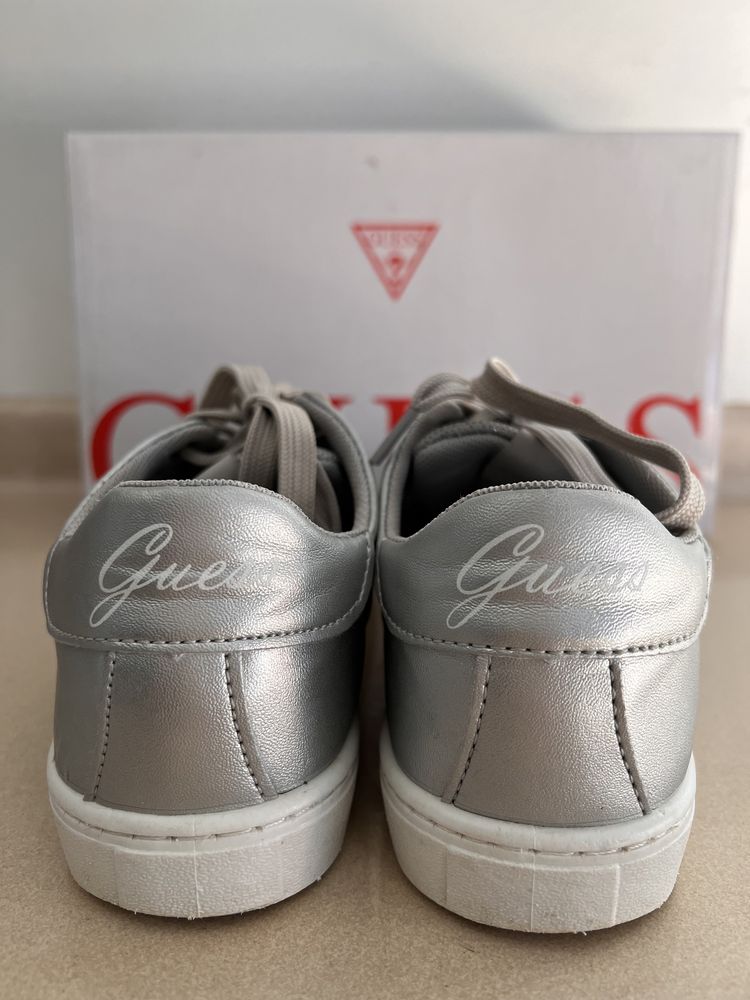 Sneakersy Guess rozm.36