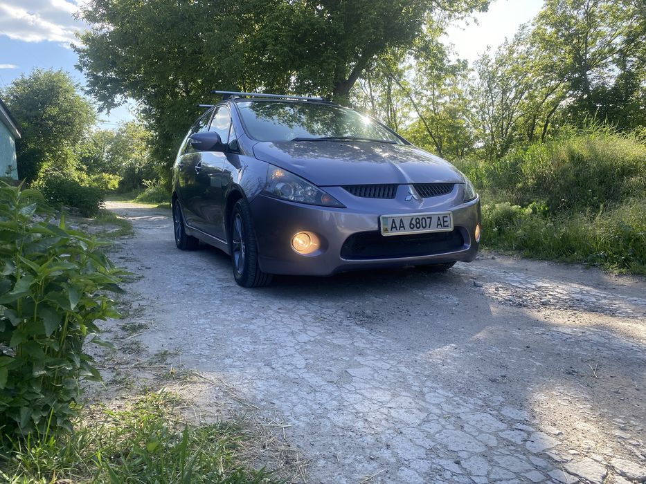 Мітсубісі Грандіс 2.4 Гбо Гарний стан !