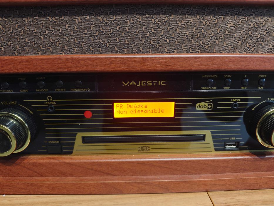Radio Majestic TT 47Dab