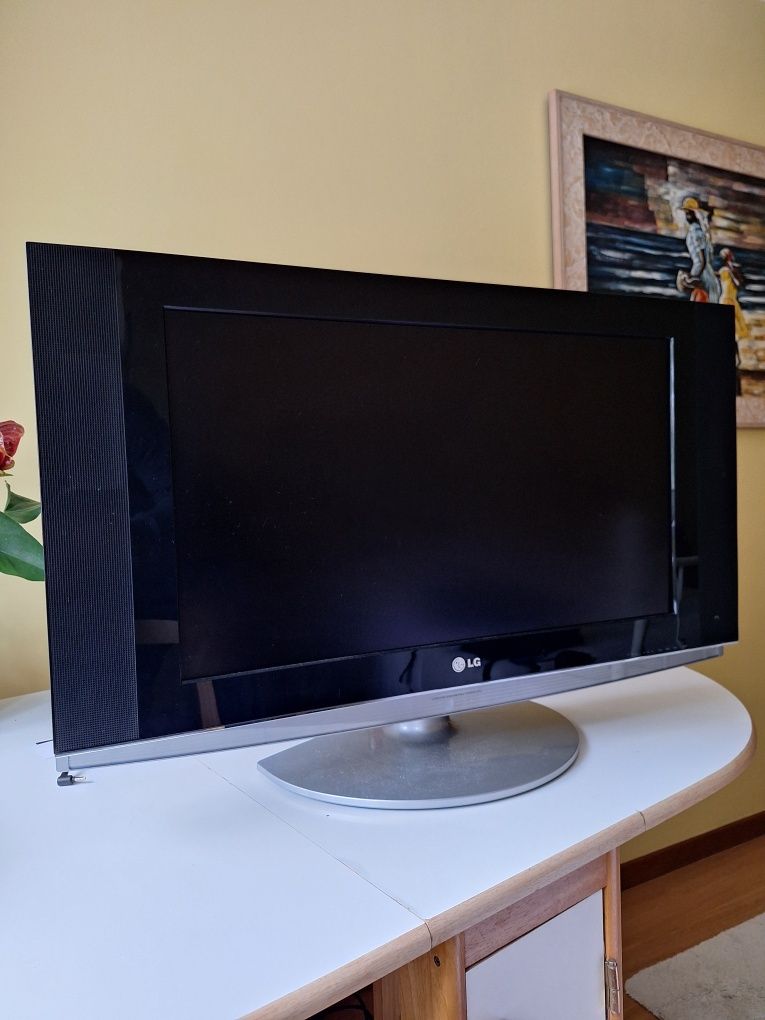 TV LG 26LX2R estimada