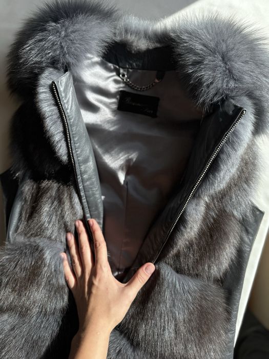 Жилет песець та шкіра